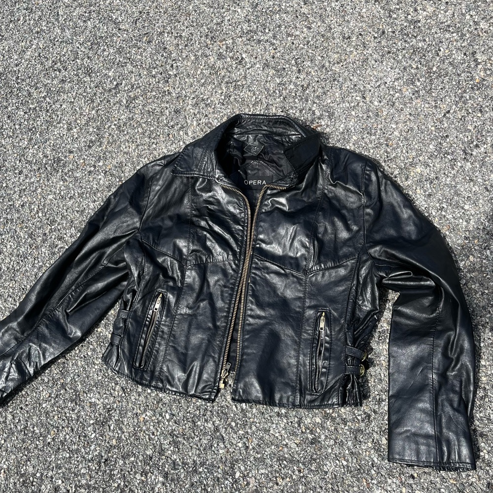 OPERA VINTAGE MOTO Black Leather Jacket, women’s small/mef, measurements listed